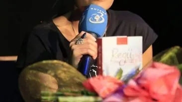 Știrista revine la Observator! ”De ce te-ai întors, n-ai zis că...”