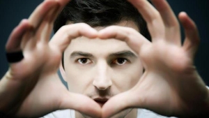 Fost component al trupei O-zone atacă melodia P.O.H.U.I : "Este ca şi cum un artist român ar spune în Rusia - mă doare-n p**ă"