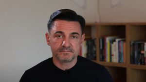 VIDEO | În al 12-lea ceas, George Buhnici și-a cerut scuze public pentru declarațiile controversate: ”Iertați-mă, doamnelor!”