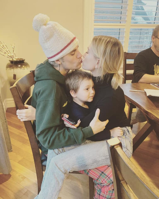 Justin Bieber, diagnosticat cu o boală mortală, dar și cu mononucleoză cronică. Artistul a făcut declarații sfâșietoare