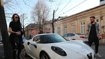 Imagini exclusive! Aflat în plin divorţ, fotbalistul a mai făcut încă un pas spre căsătoria cu Lena. Stelistul Gabi Enache şi-a cunoscut viitorii socri!