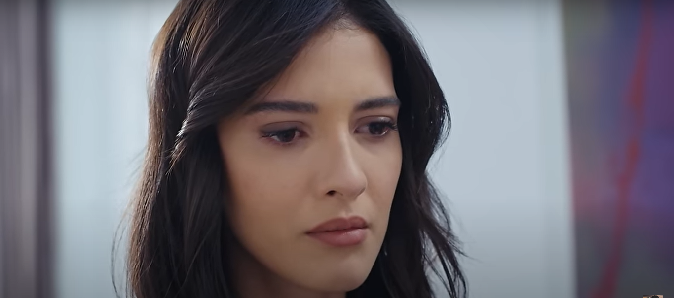 FOTO / Cine este protagonista serialului turcesc Capcana Iubirii. Lucruri neștiute despre frumoasa actriță