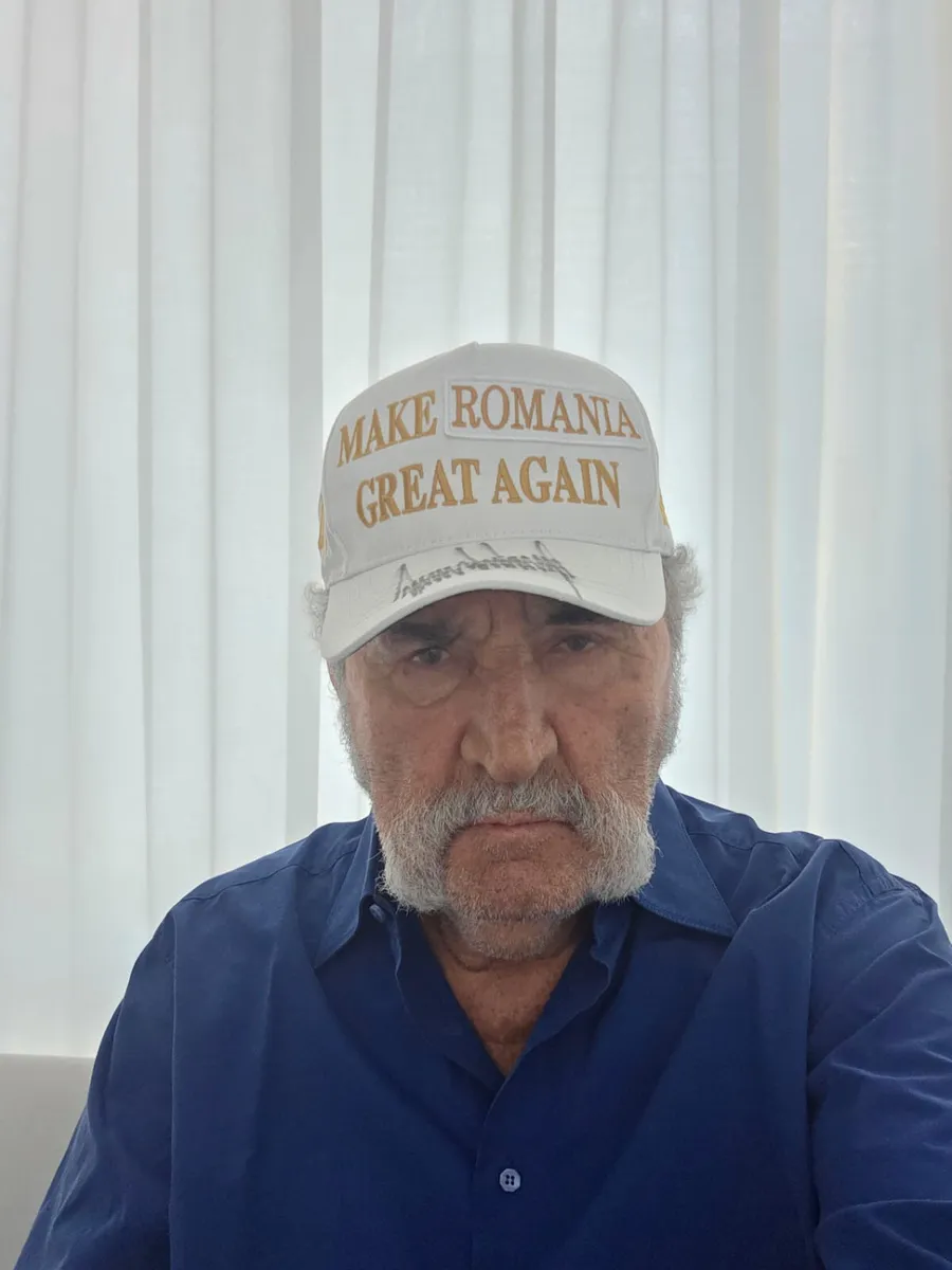 Ion Țiriac merge la vot cu șapca primită de la Donald Trump