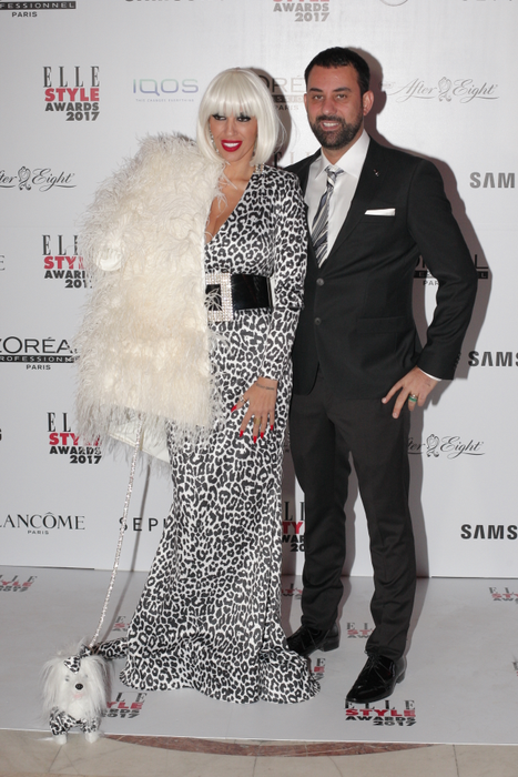 Raluca Bădulescu, accesoriu inedit la Elle Style Awards