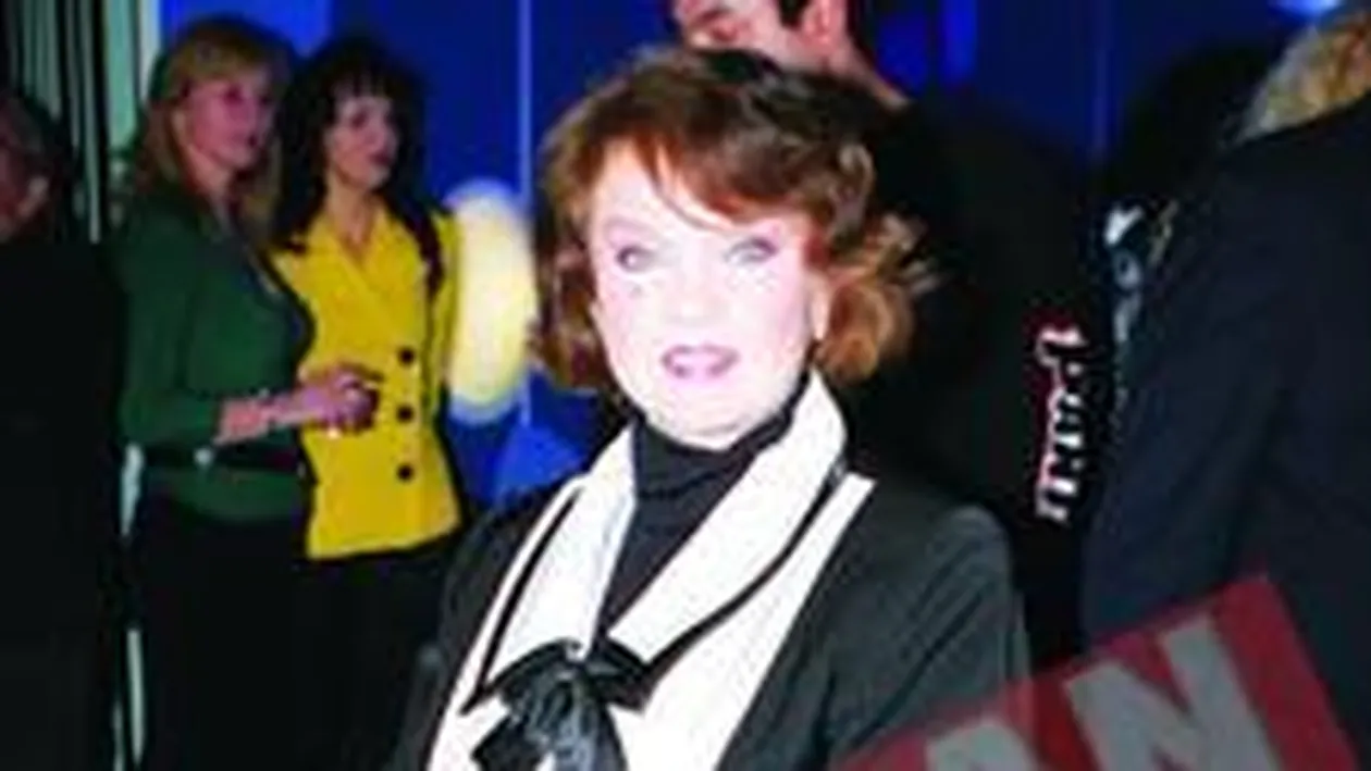 Margareta Paslaru si Marina Voica, invrajbite de Valeriu Lazarov