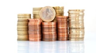 Majoritatea cehilor se declara impotriva inlocuirii coroanei cu euro