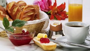 Alimentele care ar putea să fie interzise în România! Proiectul a trecut de Camera Deputaților. „Este poate cea mai importantă iniţiativă legislativă”
