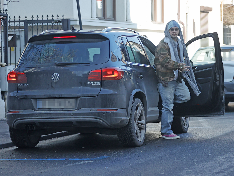 Radu Siffredi coboară din mașină