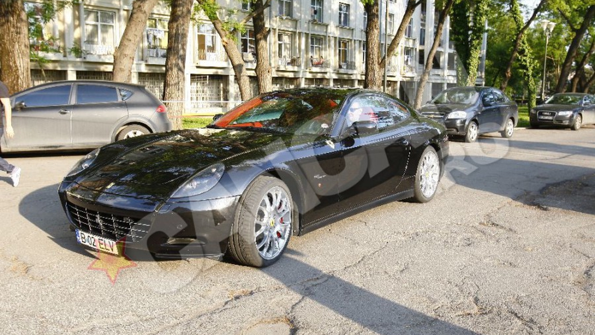 Viorel Catarama: "Nu stiu cat costa un ou, laptele si painea! Mi-am luat un Ferrari Scaglietti pentru ca e singura masina sport in care incap!"