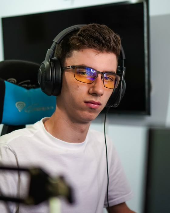 Cristian Târnăvean a reușit, la doar 19 ani, să devină un influencer de succes