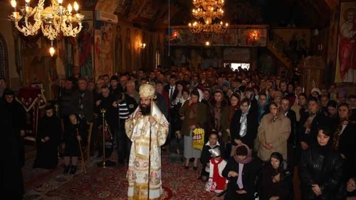 CALENDAR CRESTIN ORTODOX: Ce sfant sarbatoresc vineri crestinii