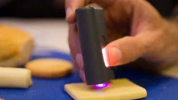 A aparut aparatul care masoara caloriile din mancare. Cat costa si ce trebuie sa faci ca sa-ti dozezi farfuria!