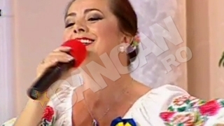 E clar! Elena Gheorghe a mostenit talentul de la mama sa! Ascult-o aici pe Marioara Gheorghe cum canta in aromana!
