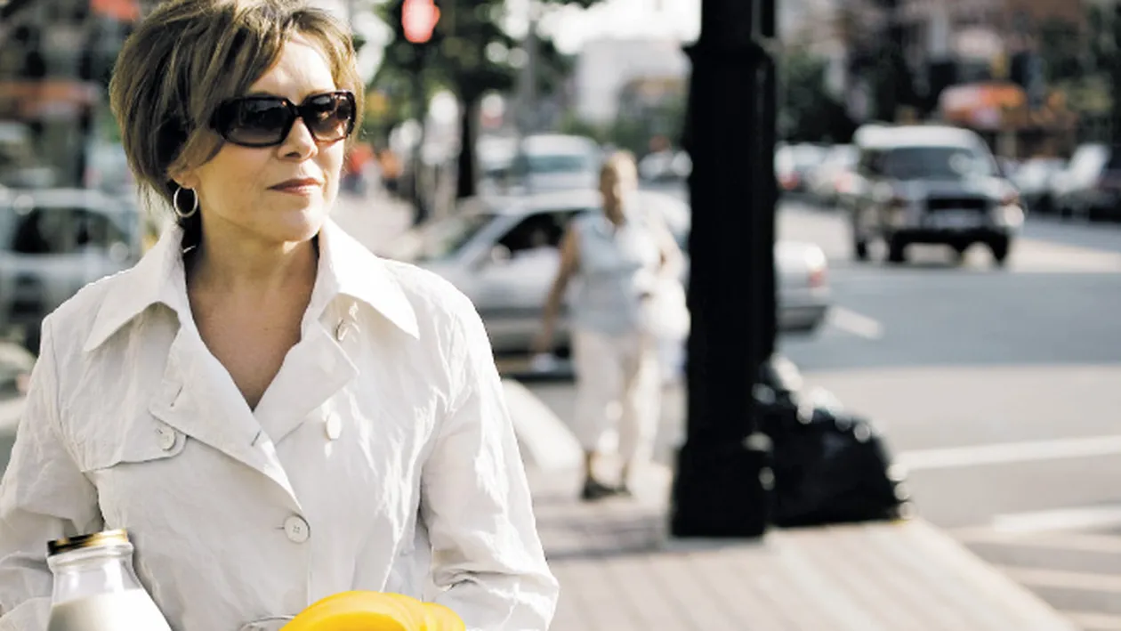 A cerut lapte si miere in culise