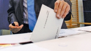ALEGERI PREZIDENŢIALE 2014: Ce a putut sa deseneze un roman pe buletinul de vot!