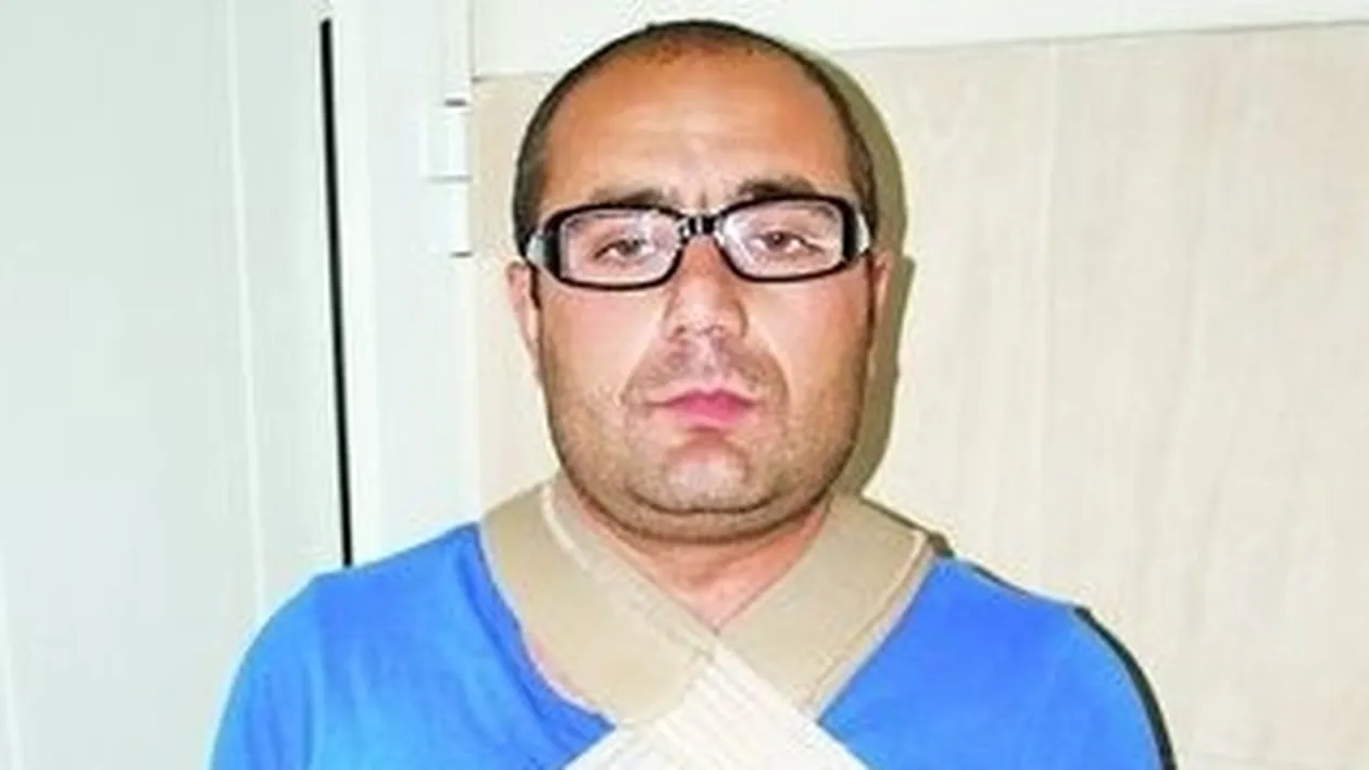 Drama alpinistului utilitar din Constanta, care a supravietuit dupa ce un locatar i-a taiat cordelina! Este disperat ca nu poate munci