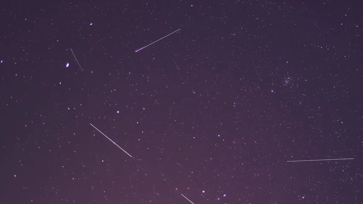 Eveniment astronomic special, în România. Sateliții Starlink vor putea fi văzuți vineri noaptea. VIDEO