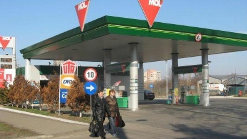 Jaf armat la o benzinărie din Satu Mare. Atacatorul a fugit cu...