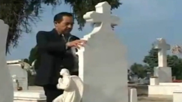 La asa ceva nu te-ai fi asteptat! Videoclip de manele, filmat printre crucile din cimitir