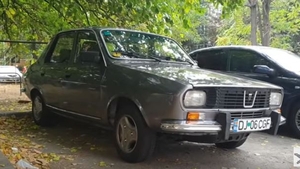 Dacia 1300 cu deschidere din telefon, interior de BMW și volan de Duster sport. VIDEO