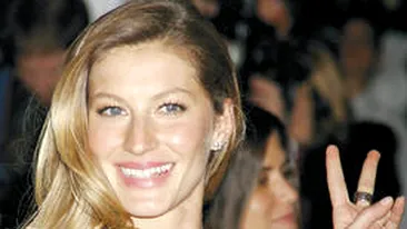 Ce tatuaje v-ati tras!