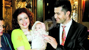 Amelia Antoniu si-a botezat fetita