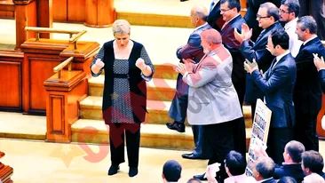 Ura, am votat impotriva Guvernului!