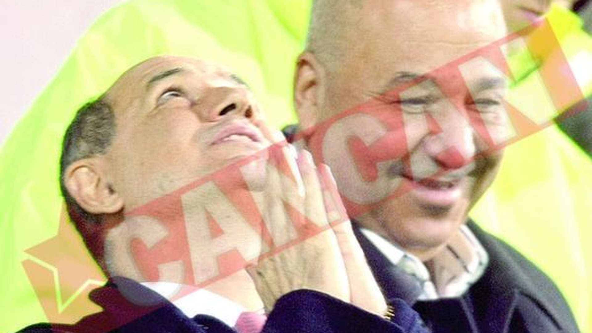 Copos plange la picioarele lui Taher