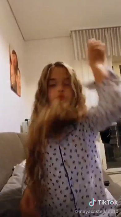 Maya Castellano, Regina TikTok-ului! Imagini de senzație cu frumoasa adolescentă și reacția Antoniei când își vede fata cântând
