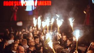 Şoc şi groază în night-life-ul României! Un milionar american a “spart” şampania-brontozaur de 100.000 € care urma să fie deschisă de Revelion! FACE CLUB BUCHAREST a rezolvat situaţia de urgenţă: a scos "la bătaie" încă un Armand de Brignac de 30 litri