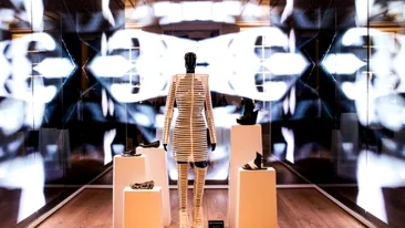 Secretul rusinos al uneia dintre vedetele retinute in dosarul de prostitutie! Avem dovada ca a mintit!