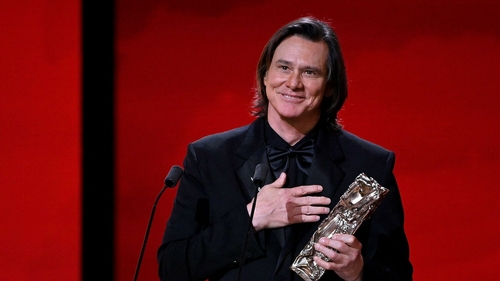 Jim Carrey s-a căsătorit pentru a treia oară, la 64 de ani. Cine este femeia care l-a convins să ajungă din nou în fața altarului