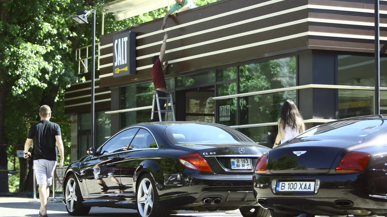 Honorius Prigoana, in slapi la restaurant! A stat cu iubita doua ore jumate la masa!