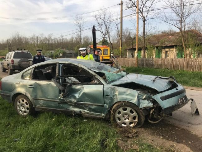 Doi morți și doi răniți grav în urma unui accident produs în Botoșani, în Noaptea de Înviere