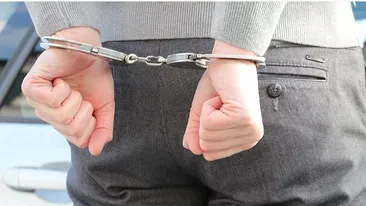 De-a râsu'-plânsu' în Iași! Un bărbat a fost încătușat după ce a vrut să vândă heroină! Polițiștii au fost uimiți când au văzut ce a scris în declarația pe proprie răspundere