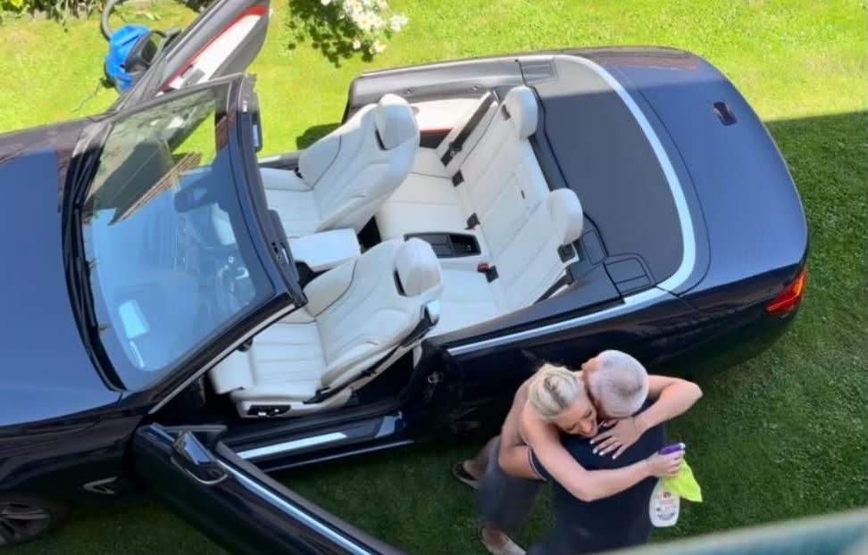 Cum a apărut Iuliana Pepene alături de tatăl ei. Fotografiile au stârnit valuri de reacții