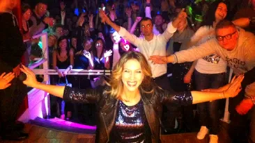 Adela Popescu, primul concert cu DJ Project din afara tarii! Afla cum s-a simtit vedeta pe scena!