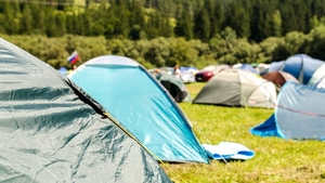 Tânără de 27 de ani, la un pas de tragedie într-un camping din Eforie Nord: ”S-a trezit cu foarfeca în mână”
