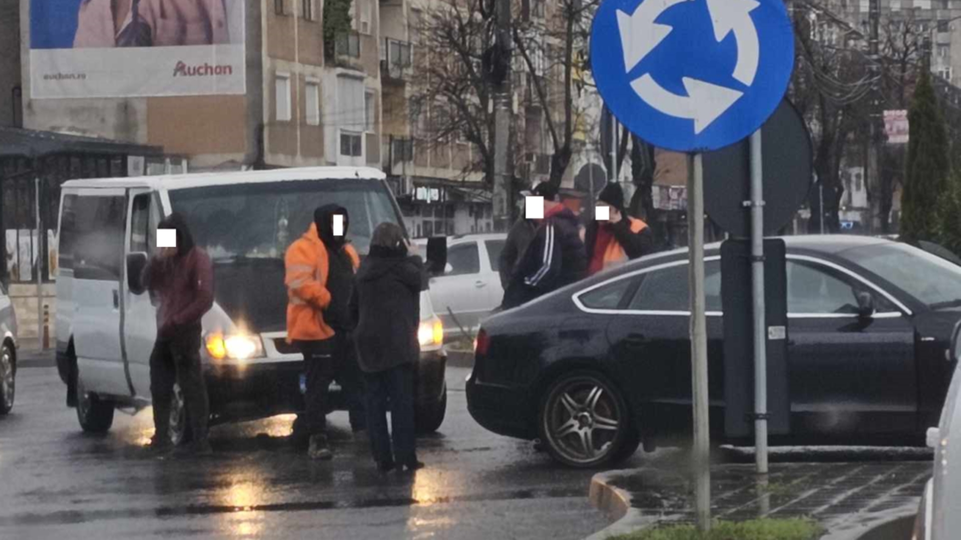 Cum se circulă în sensul giratoriu din 2024. Regulă nouă pentru șoferii din România