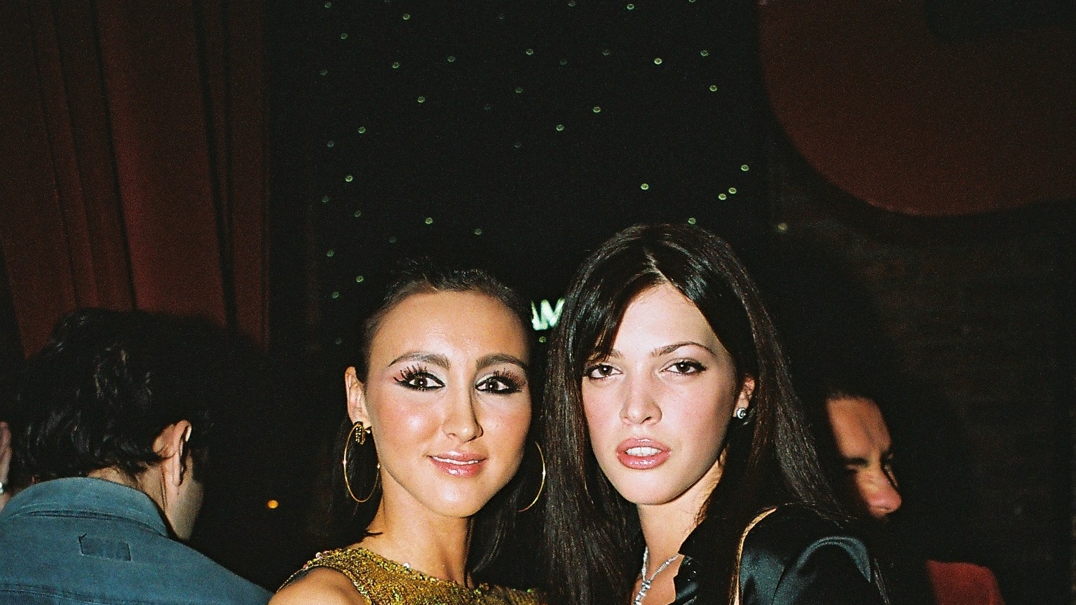 Polaroid din 2004: Alina Vindican, înainte să devină „Alina Borcea” și să afle că viața are VIP + prelungiri