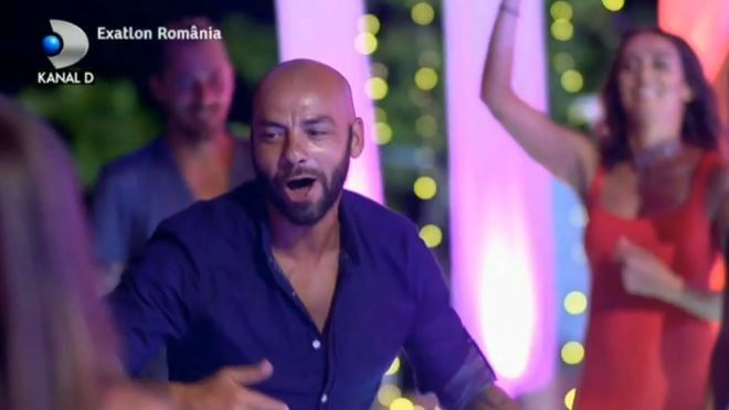 Exatlon 8 aprilie 2018. Nu au mai ținut cont că sunt filmați! S-au atins pasional, au dansat lasciv și au flirtat! Cine sunt protagoniștii imaginilor fierbinți