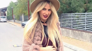 ANDREEA BĂNICĂ, o mămică fericită! Cum arată vedeta la doar câteva zile după ce a născut