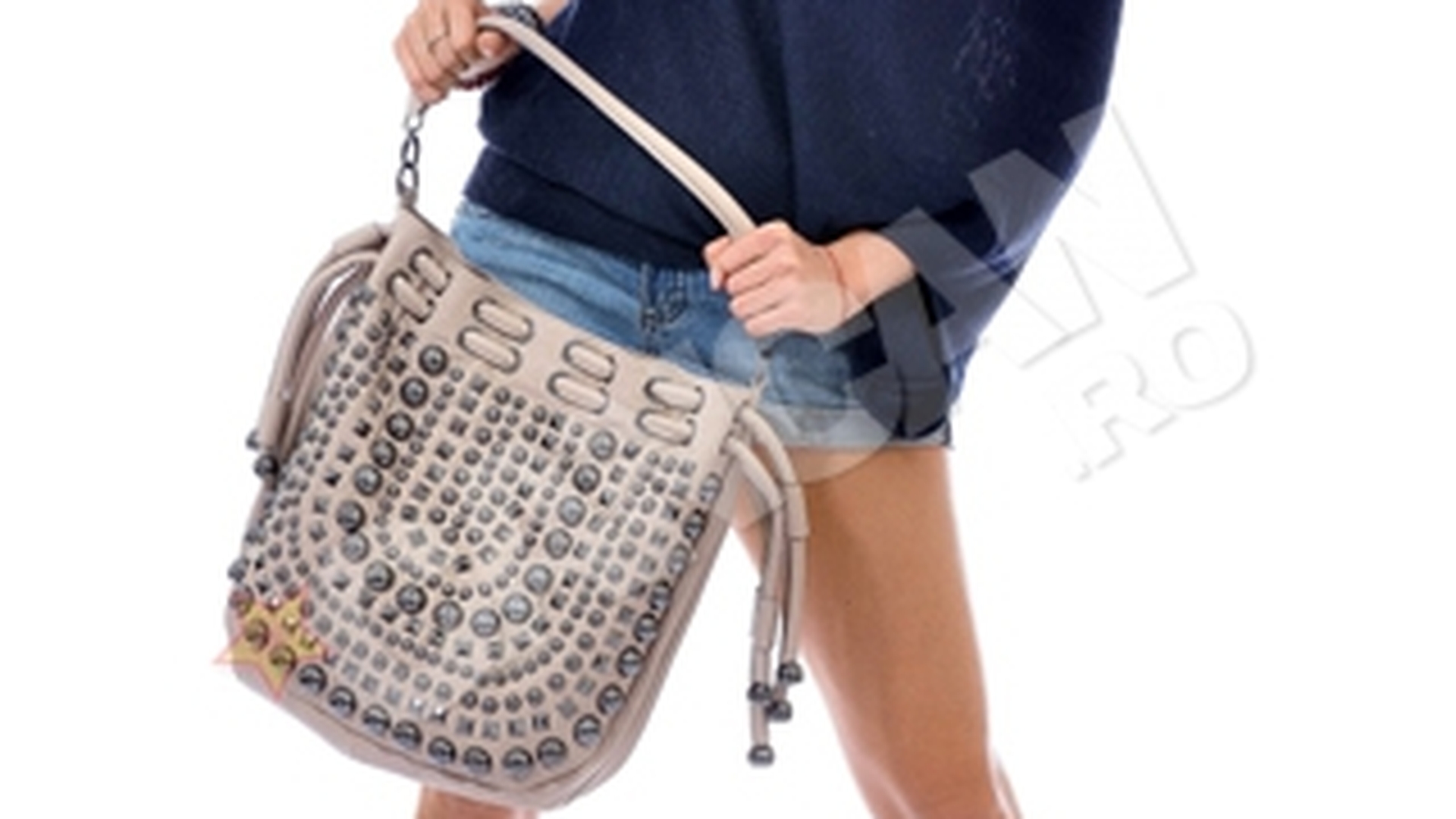 Mai mult decat SHOPPING cu Dana Savuica!