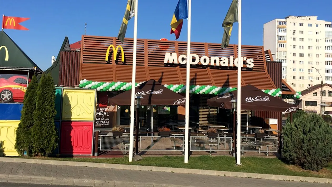 Ce a văzut un bărbat într-un McDonald's din Târgu Mureș, în plină stare de urgență: Am fost surprins să văd că erau...