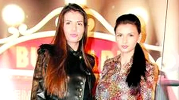 Moni si-a sechestrat mama