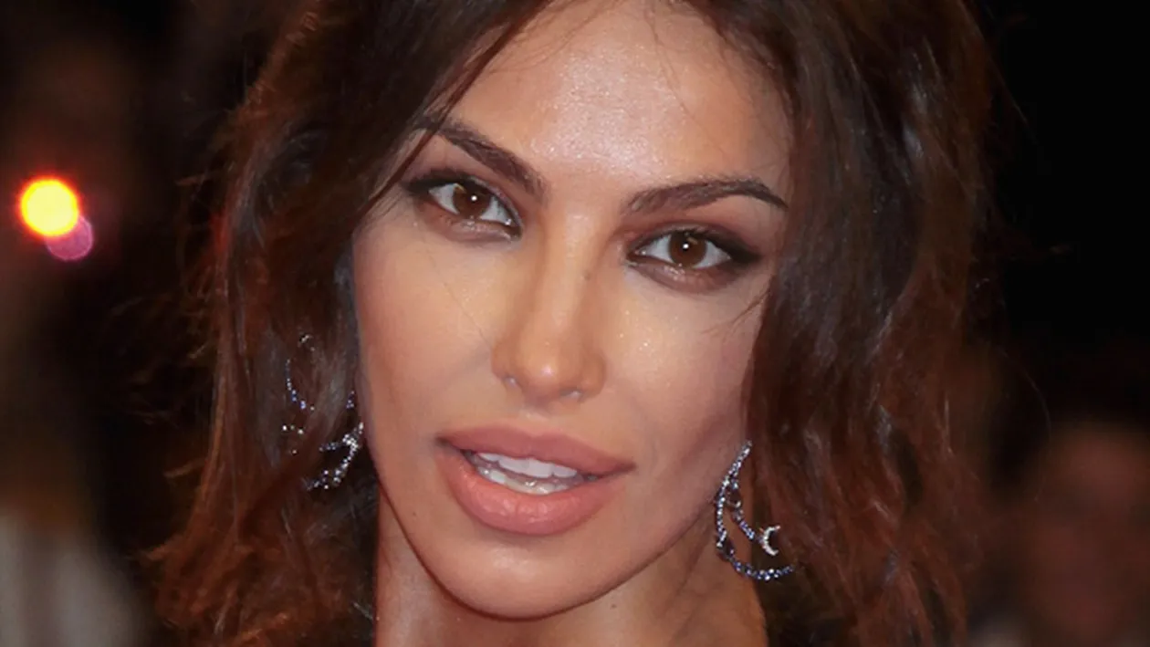Madalina Ghenea si-a schimbat LOOK-ul! Frumoasa romanca s-a facut blonda si a postat poza pe NET