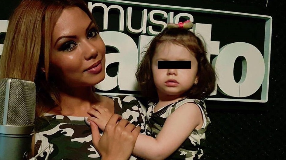 Beyonce de România a vorbit de a doua sarcină: ”Tati când e îndrăgostit...”