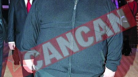 Piedone va oficia nunti de aur pe banda rulanta