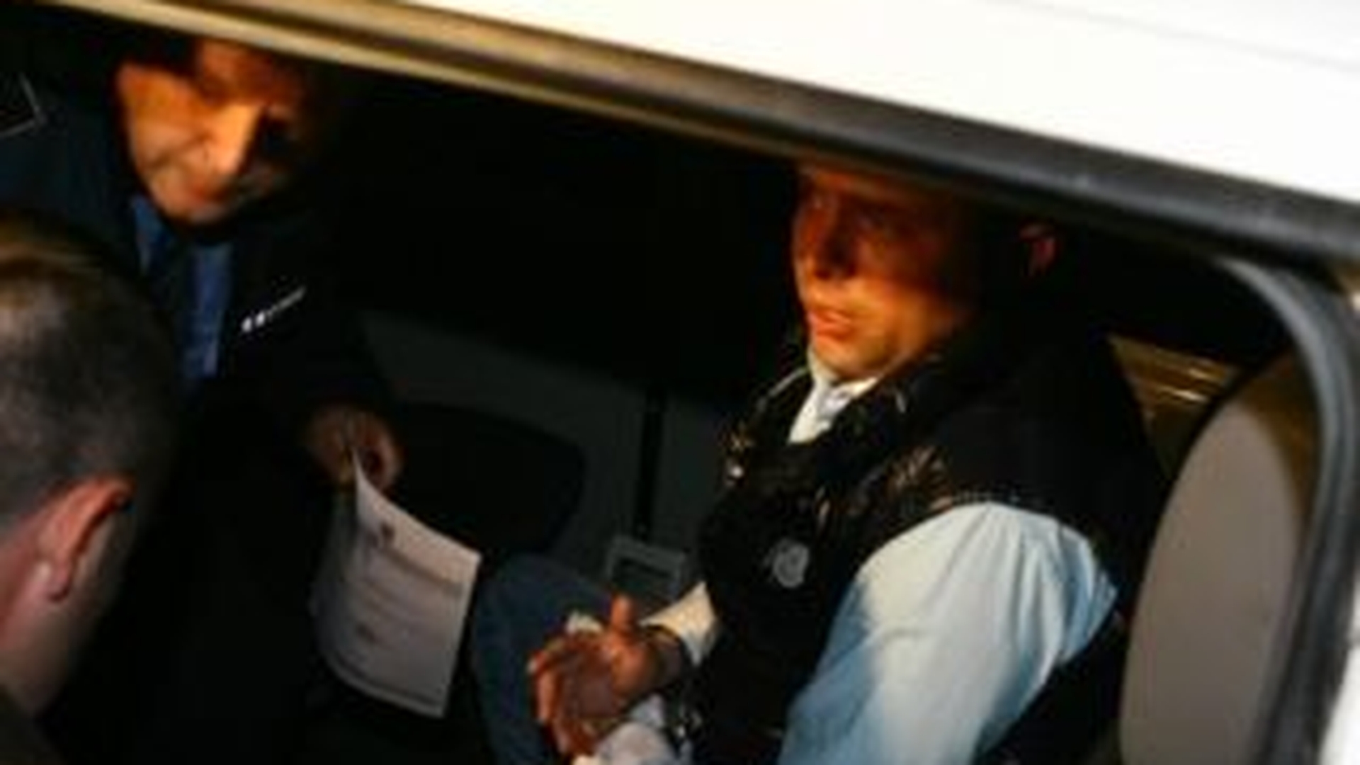 Continua arestarile arbitrilor: Marius Martis a fost dus cu catuse in arestul Politiei Judetene Arges!