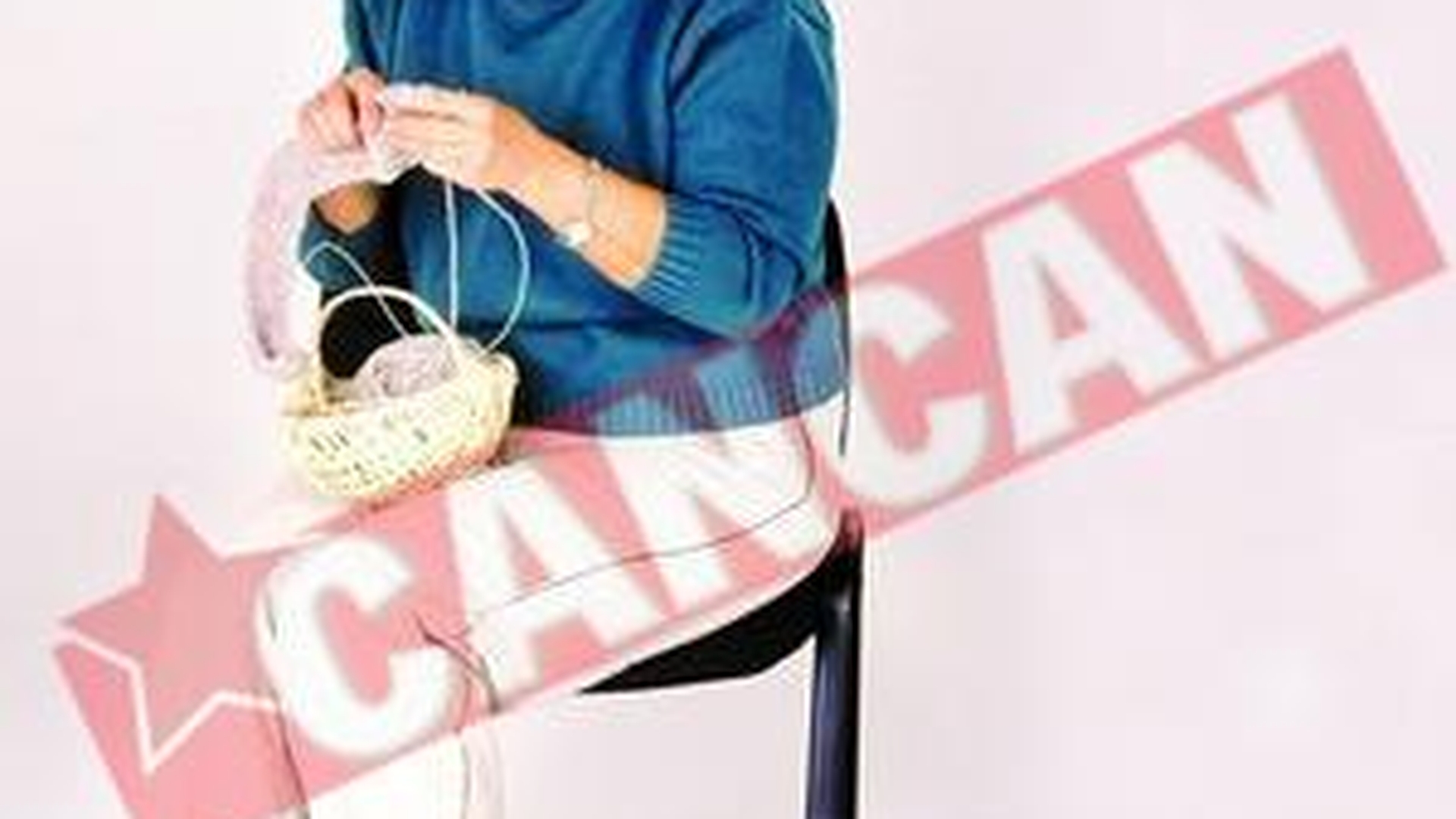 Actrita Monica Ghiuta, la un pas de a fi omorata cu cutitul